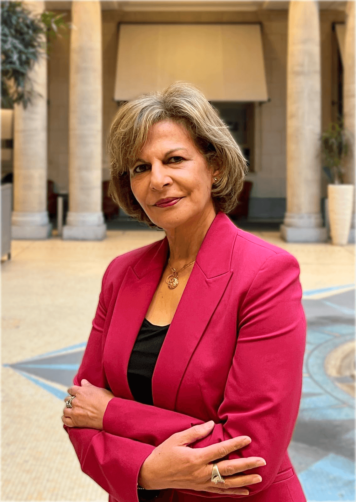 Shada speaking to crowd.